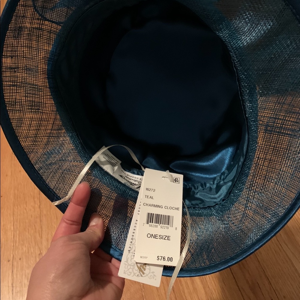 Beautiful hat never worn